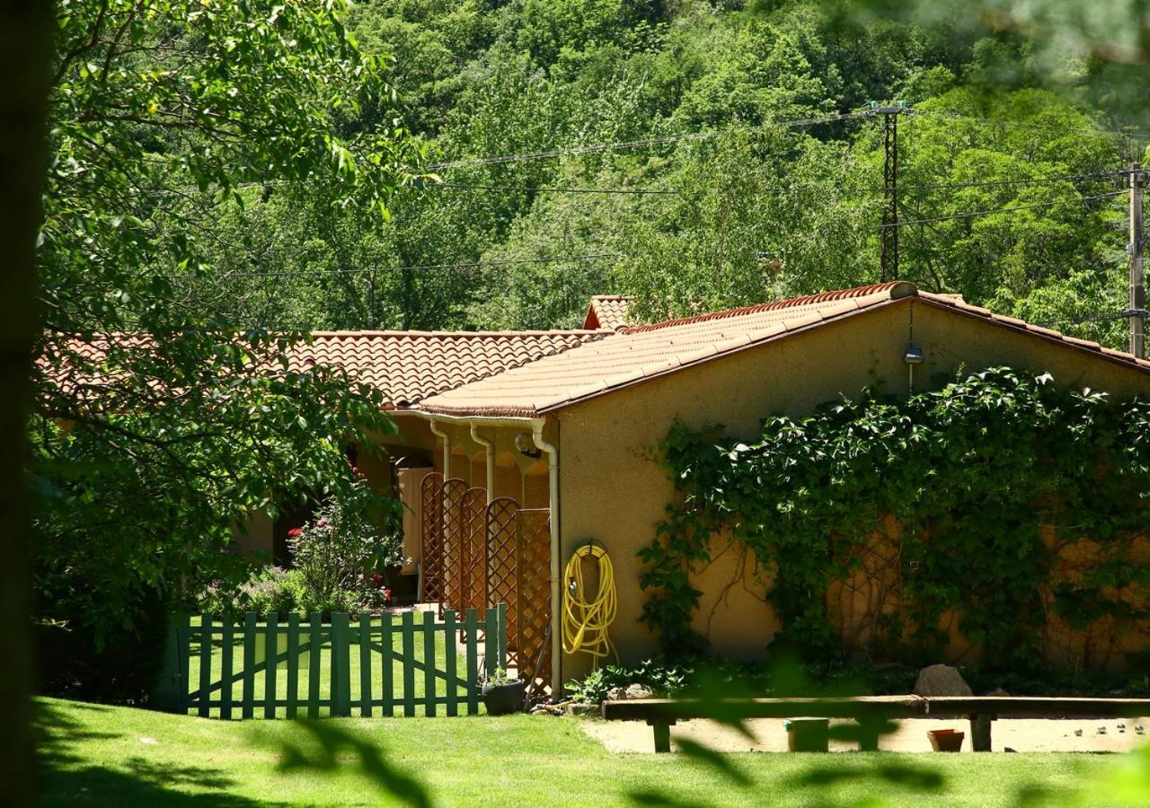 Beau Vallon - Gîte et Chambres d'Hôtes Pyrénées-Méditerranée - Pays Catalan Sahorre Extérieur photo