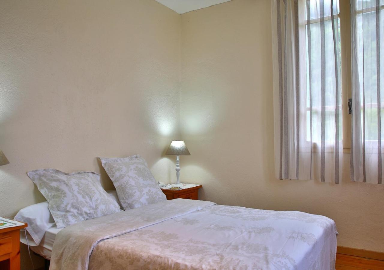 Beau Vallon - Gîte et Chambres d'Hôtes Pyrénées-Méditerranée - Pays Catalan Sahorre Extérieur photo
